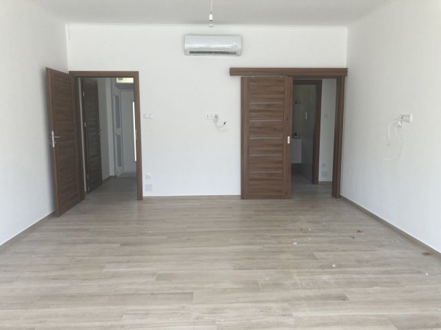 Eladó ikerház, Debrecenben 129 M Ft, 4 szobás