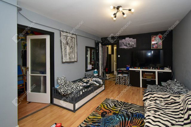 Eladó téglalakás, Szegeden 19.9 M Ft, 2 szobás