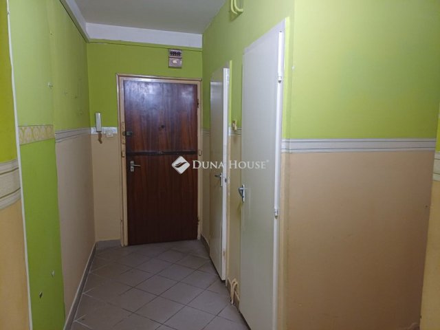 Eladó panellakás, Miskolcon 21.9 M Ft, 2 szobás