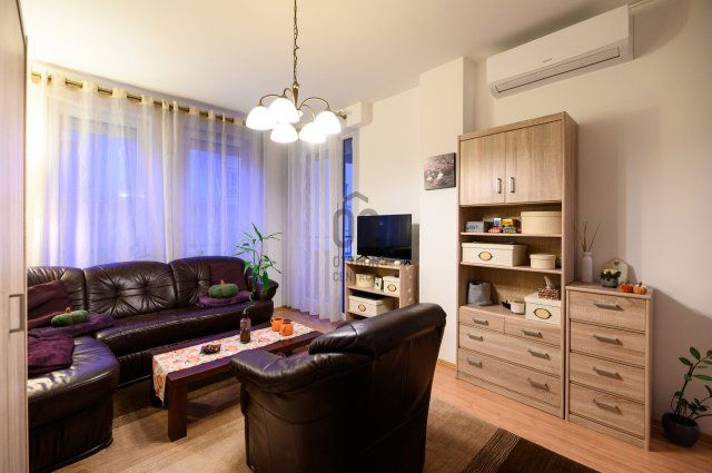 Eladó téglalakás, Budapesten, IX. kerületben 93.5 M Ft, 3 szobás