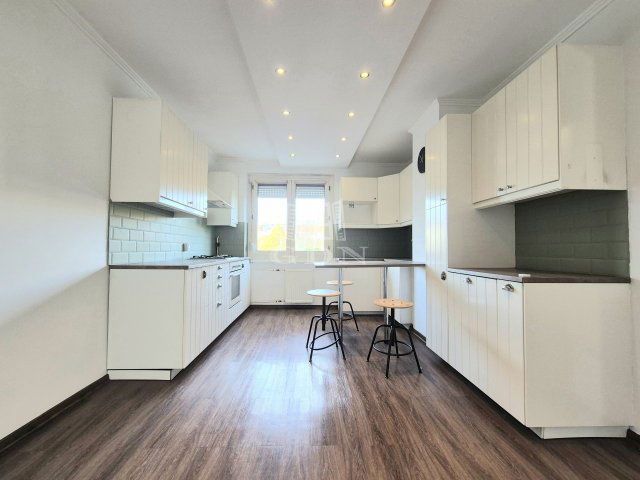 Eladó téglalakás, Budapesten, VIII. kerületben 84.9 M Ft