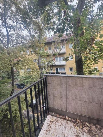 Eladó téglalakás, Budapesten, III. kerületben 88.5 M Ft