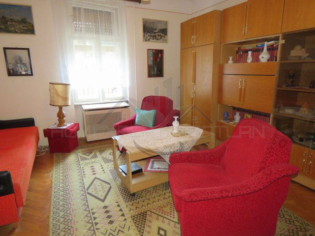 Eladó családi ház, Nyúlon 42.9 M Ft, 2 szobás