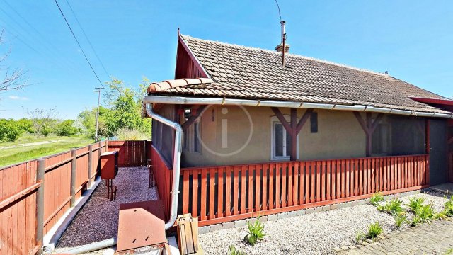 Eladó nyaraló, Sarudon 23.9 M Ft, 1 szobás / költözzbe.hu