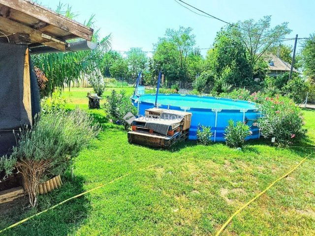 Eladó mezogazdasagi ingatlan, Szatymazon 70.1 M Ft, 4 szobás