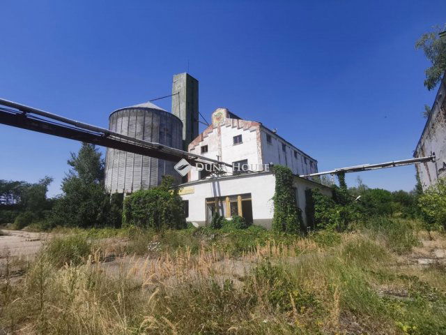 Eladó ipari ingatlan, Ászáron 280 M Ft / költözzbe.hu