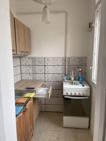 Kiadó téglalakás, albérlet, Dunaújvárosban 100 E Ft / hó