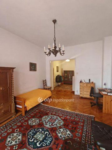 Eladó téglalakás, Budapesten, V. kerületben 130 M Ft, 2 szobás