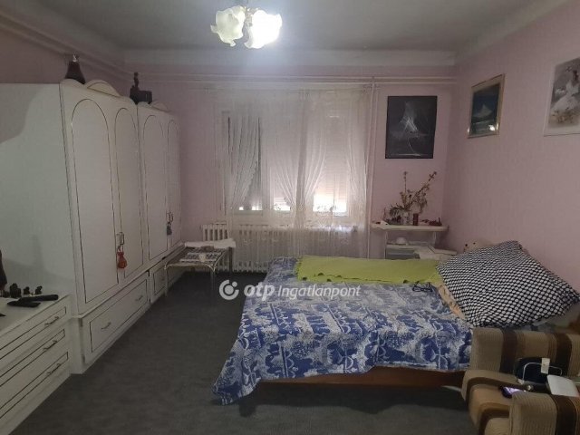 Eladó családi ház, Taksonyon 64.9 M Ft, 3 szobás