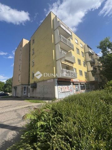 Eladó panellakás, Kecskeméten 45.9 M Ft, 2 szobás