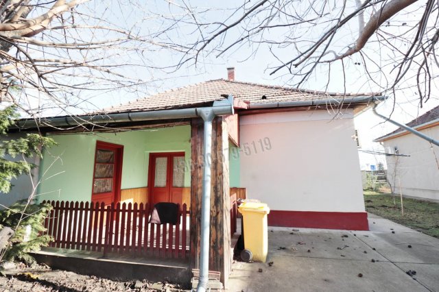 Eladó családi ház, Orosházán, Török Ignác utcában 17 M Ft