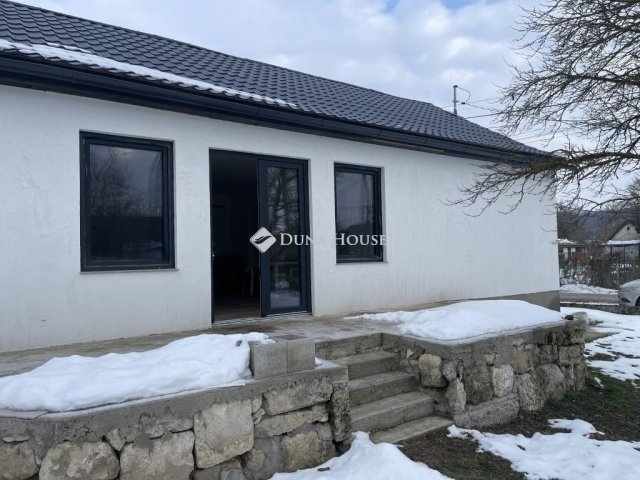 Eladó családi ház, Kajászón 85 M Ft, 3 szobás