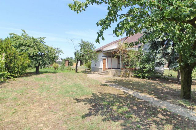 Eladó családi ház, Debrecenben 29.9 M Ft, 1 szobás