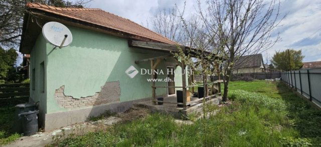 Eladó családi ház, Üllőn 53.9 M Ft, 2 szobás