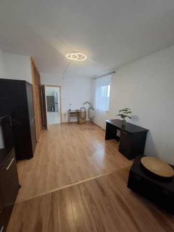 Eladó panellakás, Debrecenben 61.9 M Ft, 2 szobás