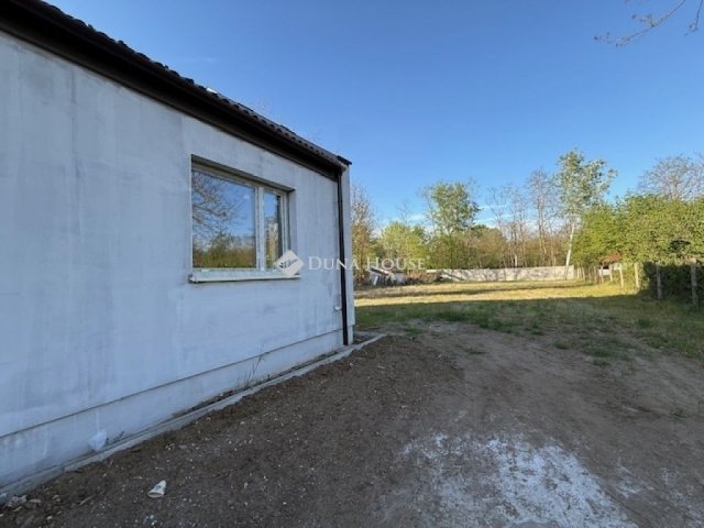 Eladó ikerház, Veresegyházon 115 M Ft, 4 szobás