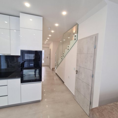 Kiadó családi ház, albérlet, Debrecenben 650 E Ft / hó