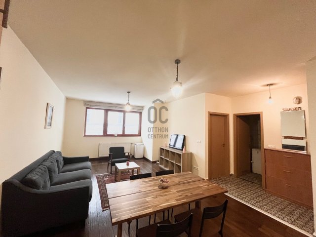 Kiadó téglalakás, albérlet, Budapesten, VI. kerületben