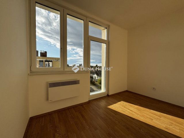 Kiadó téglalakás, albérlet, Körmenden 120 E Ft / hó