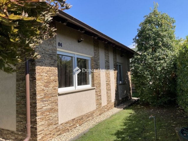 Eladó családi ház, Balatonlelleén 146 M Ft, 4 szobás