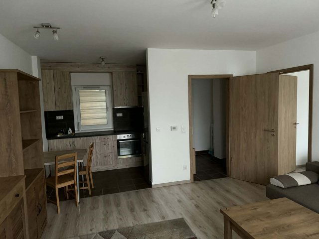 Kiadó téglalakás, albérlet, X. kerületben, Makk utcában