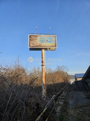 Eladó ipari ingatlan, Pécsett 282.8 M Ft / költözzbe.hu