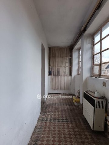 Eladó családi ház, Sárándon 28.5 M Ft, 4 szobás