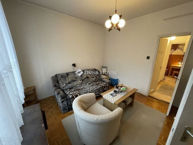 Eladó téglalakás, Budapesten, IV. kerületben 63.9 M Ft, 2 szobás