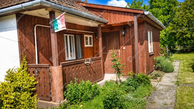 Eladó családi ház, Alsóbereckiben 12.7 M Ft, 2 szobás