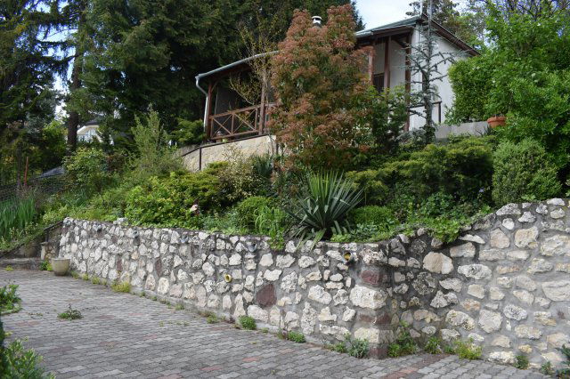 Eladó nyaraló, Balatonakarattyán 109 M Ft, 4 szobás