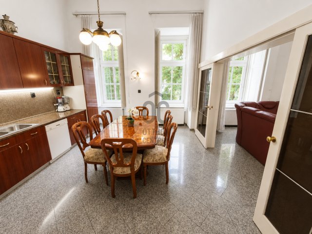 Kiadó téglalakás, albérlet, Budapesten, VI. kerületben
