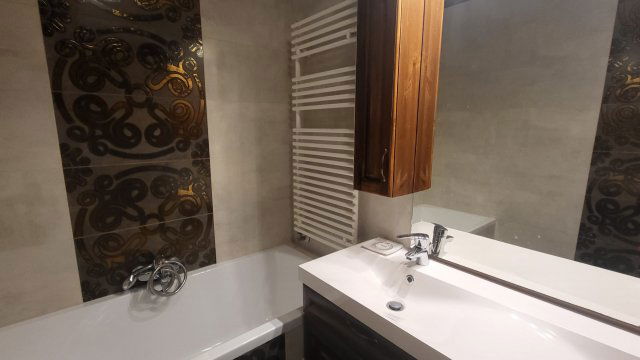 Kiadó téglalakás, albérlet, Egerben 220 E Ft / hó, 3 szobás