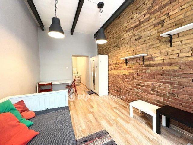 Eladó téglalakás, Budapesten, IX. kerületben 41.9 M Ft, 1 szobás