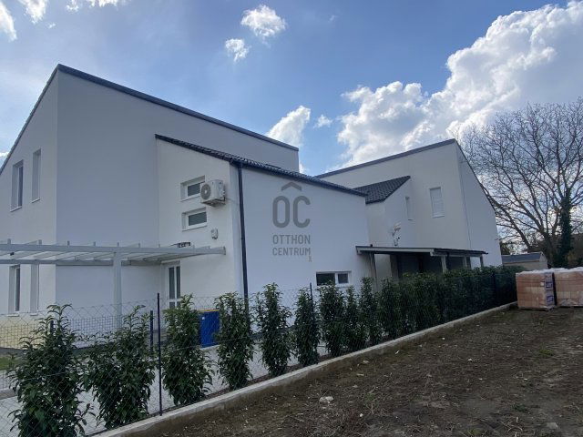 Eladó ikerház, Ráckevén 97.5 M Ft, 5 szobás