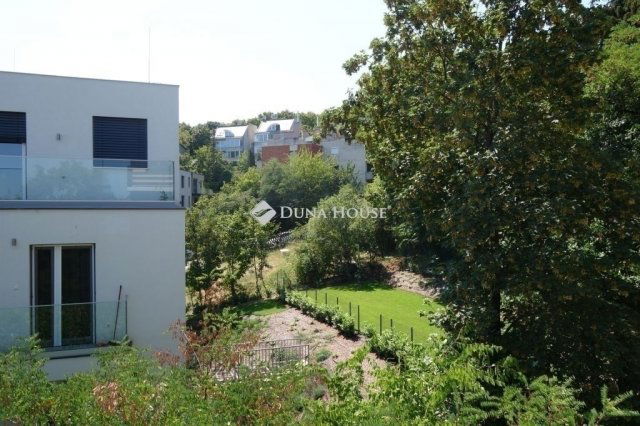 Eladó téglalakás, Budapesten, II. kerületben 114.9 M Ft