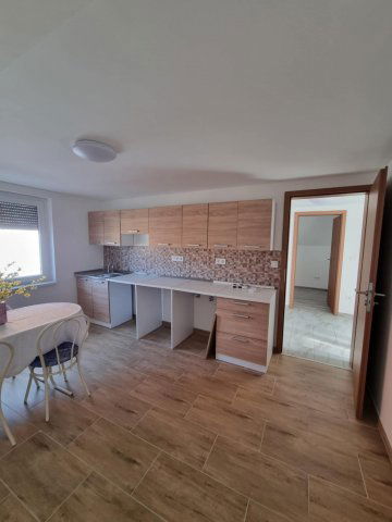 Eladó nyaraló, Balatongyörökön 64.9 M Ft, 3 szobás