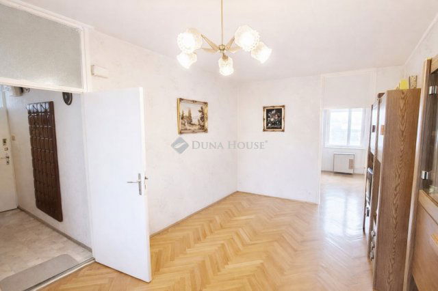 Eladó téglalakás, Budapesten, XIV. kerületben 75 M Ft, 4 szobás