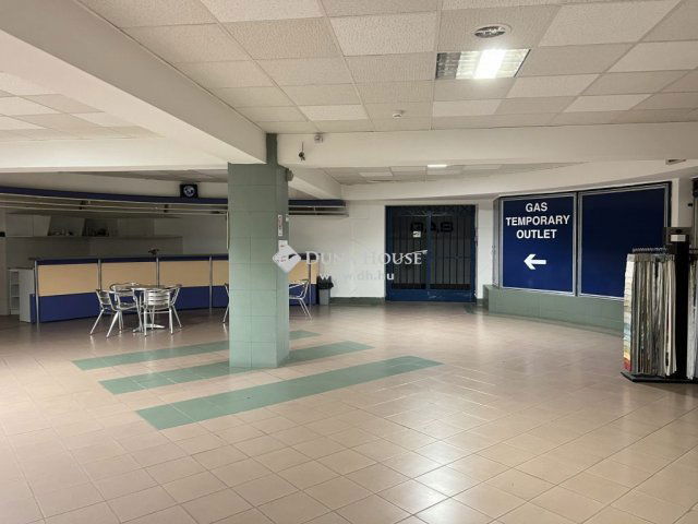 Eladó üzlethelyiség, Budapesten, XI. kerületben 140 M Ft