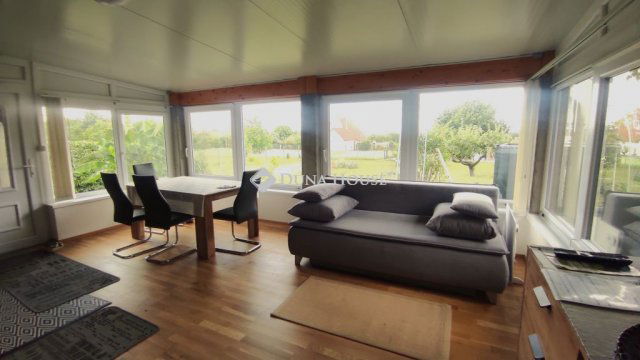 Eladó nyaraló, Mohácson 39 M Ft, 4 szobás / költözzbe.hu