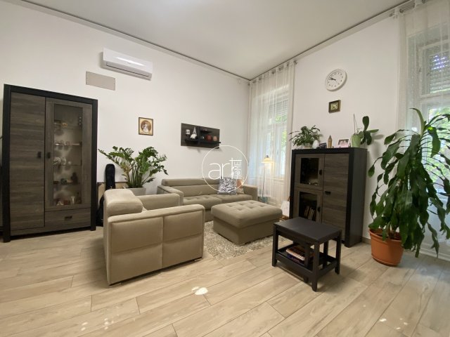 Kiadó téglalakás, albérlet, Szegeden 250 E Ft / hó, 2 szobás