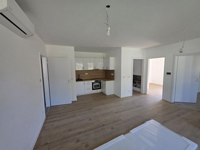 Eladó téglalakás, Érden 95.23 M Ft, 4 szobás