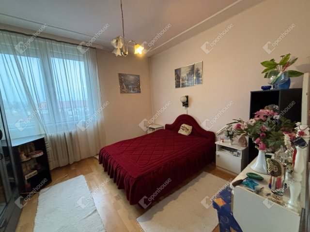 Eladó téglalakás, Győrött 45.99 M Ft, 2 szobás