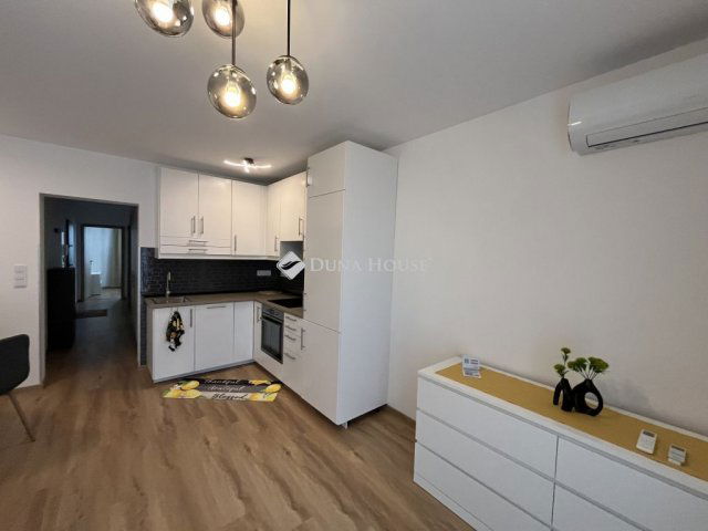 Kiadó téglalakás, albérlet, Szombathelyen, Síp utcában