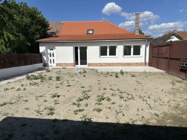 Eladó családi ház, Dunaharasztin 82.5 M Ft, 4 szobás