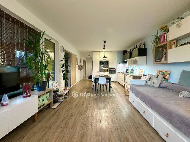 Eladó téglalakás, Budapesten, XI. kerületben 150 M Ft, 4 szobás