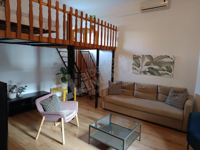 Kiadó téglalakás, albérlet, VII. kerületben, Klauzál téren