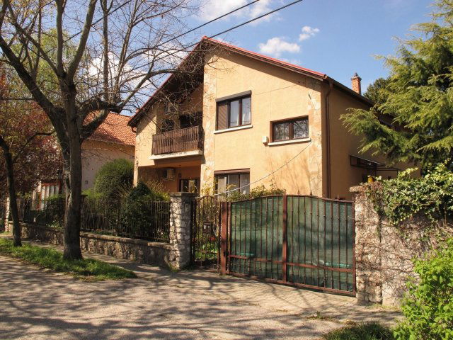 Eladó téglalakás, Budapesten, XXII. kerületben 140 M Ft