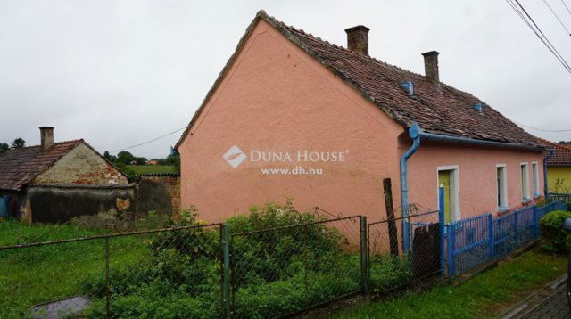 Eladó családi ház, Nagypálin 9.9 M Ft, 2 szobás