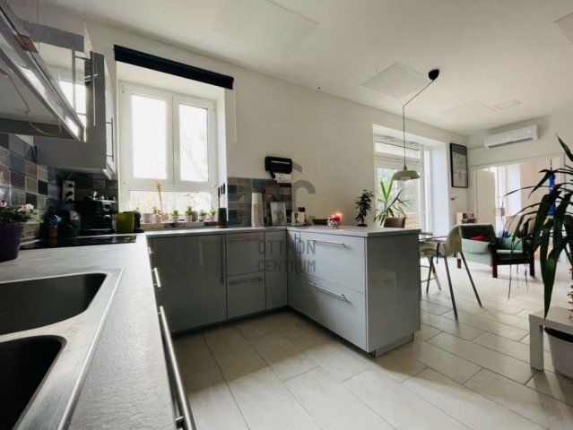 Eladó téglalakás, Budapesten, XXII. kerületben 150 M Ft