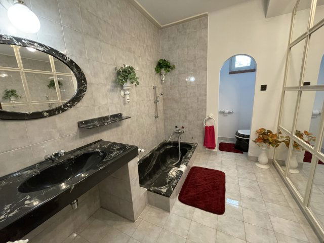 Eladó ikerház, Nyíregyházán 74.9 M Ft, 1 szobás